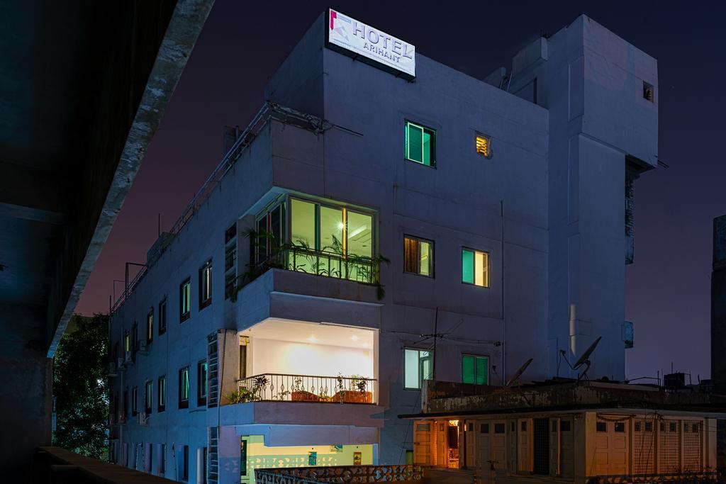 Arihant Hotel Hyderabad Exterior photo
